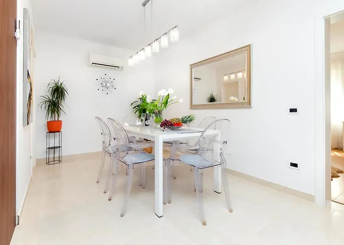 Stunning In 펜션 로비니